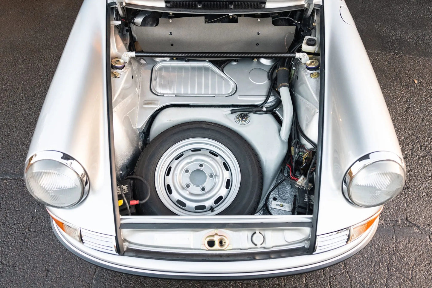 1972 911S Targa Silver Metallic - DNA - Motorsports